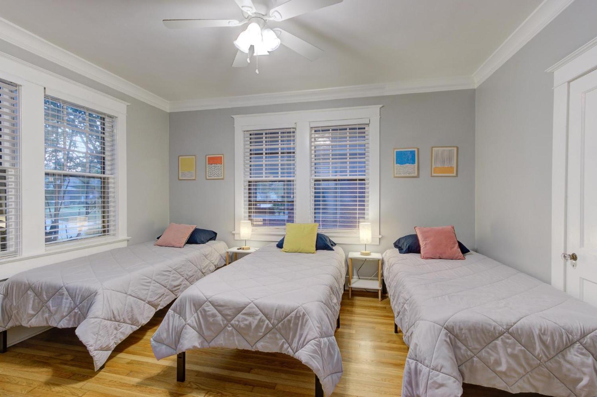 Spacious Bungalow With 6 Beds, Games, And Fire Pit - Close To Beale Street, Bbq, Graceland, & Liberty Bowl MemphisMemphis  Kültér fotó